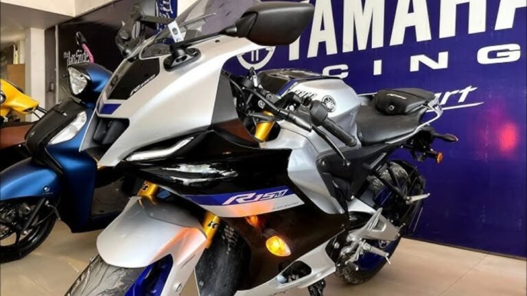 Yamaha R15