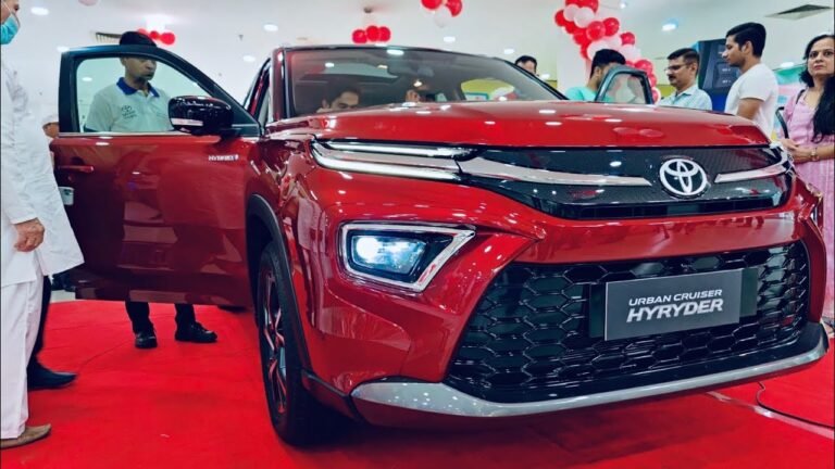 Creta की धज्जियां मचा देंगी Toyota की मिनी Fortuner, बढ़िया माइलेज के साथ फीचर्स भी झन्नाट, देखे कीमत